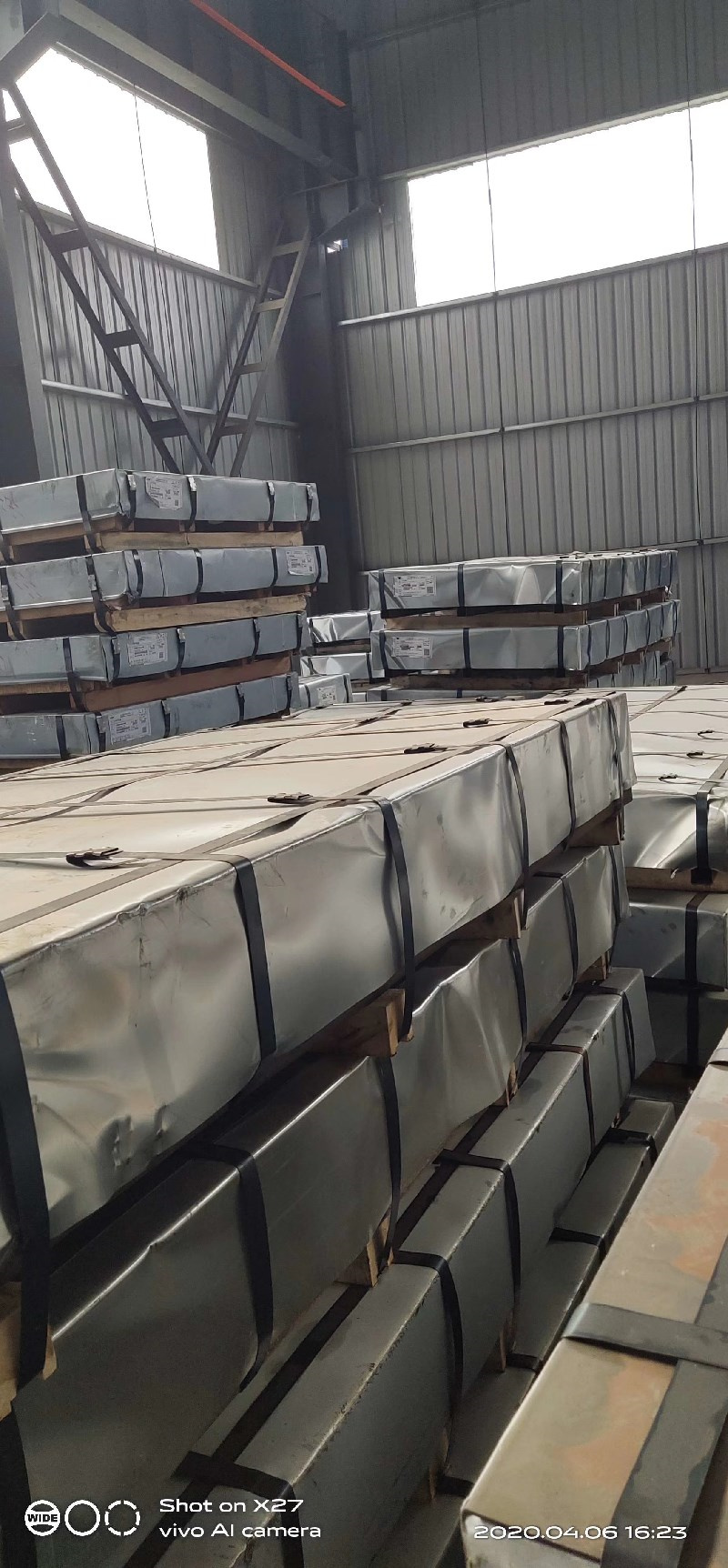 镀锌板仓库